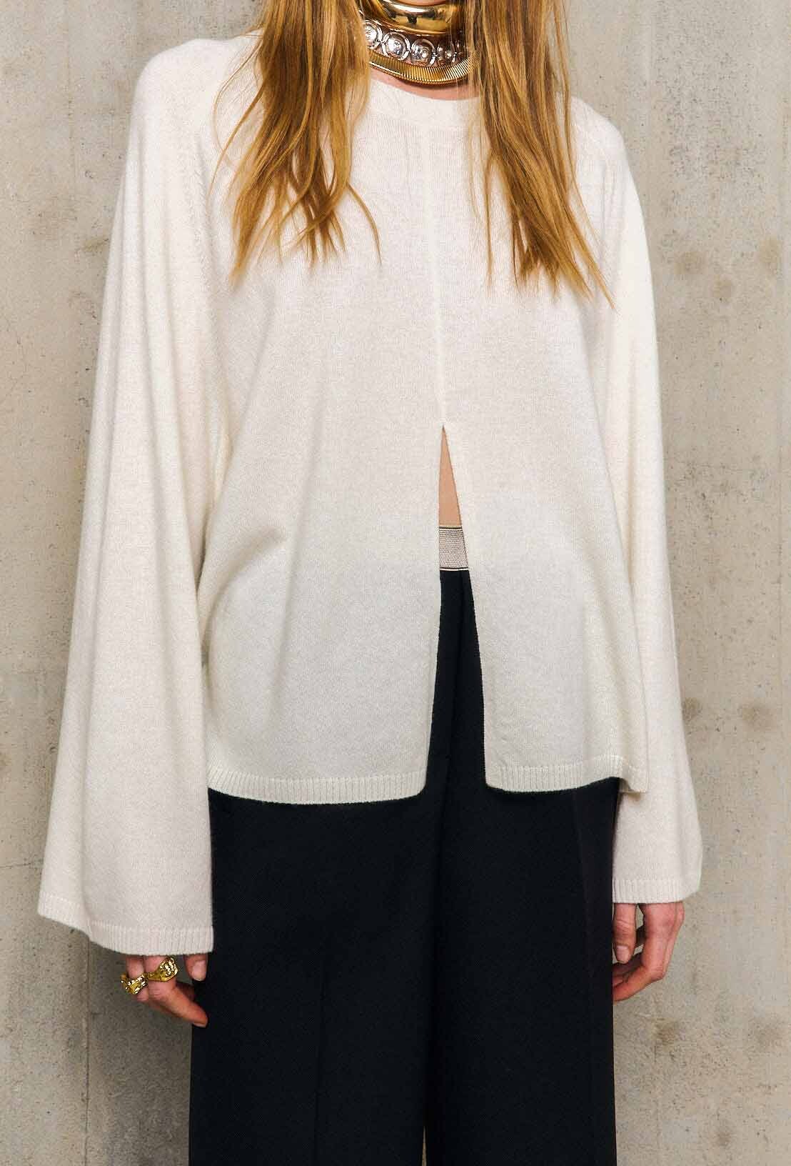 AINA SWEATER