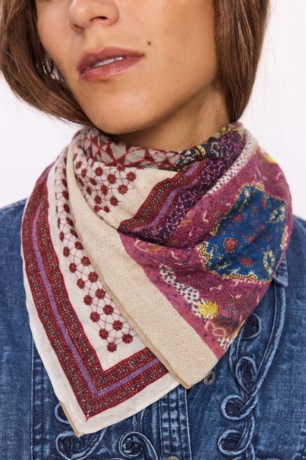 GROOVY SCARF