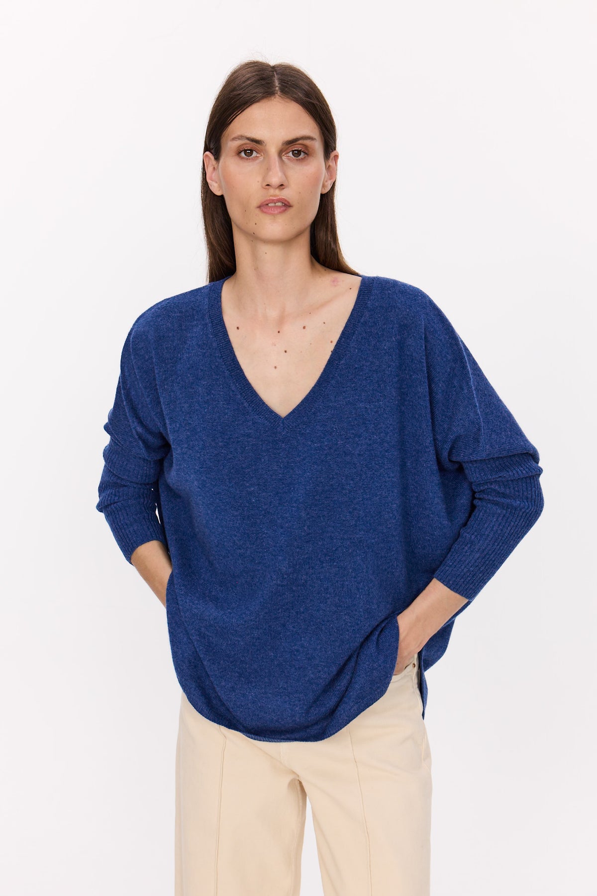 PULL COL V