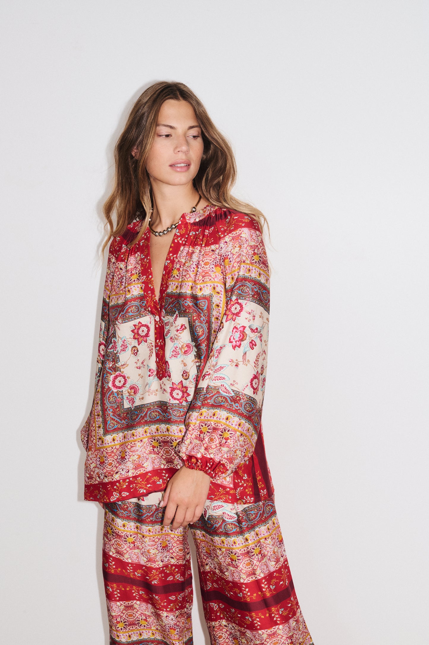 ROMANCE TUNIC