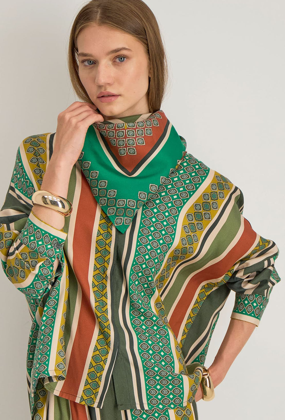 NERIA SCARF