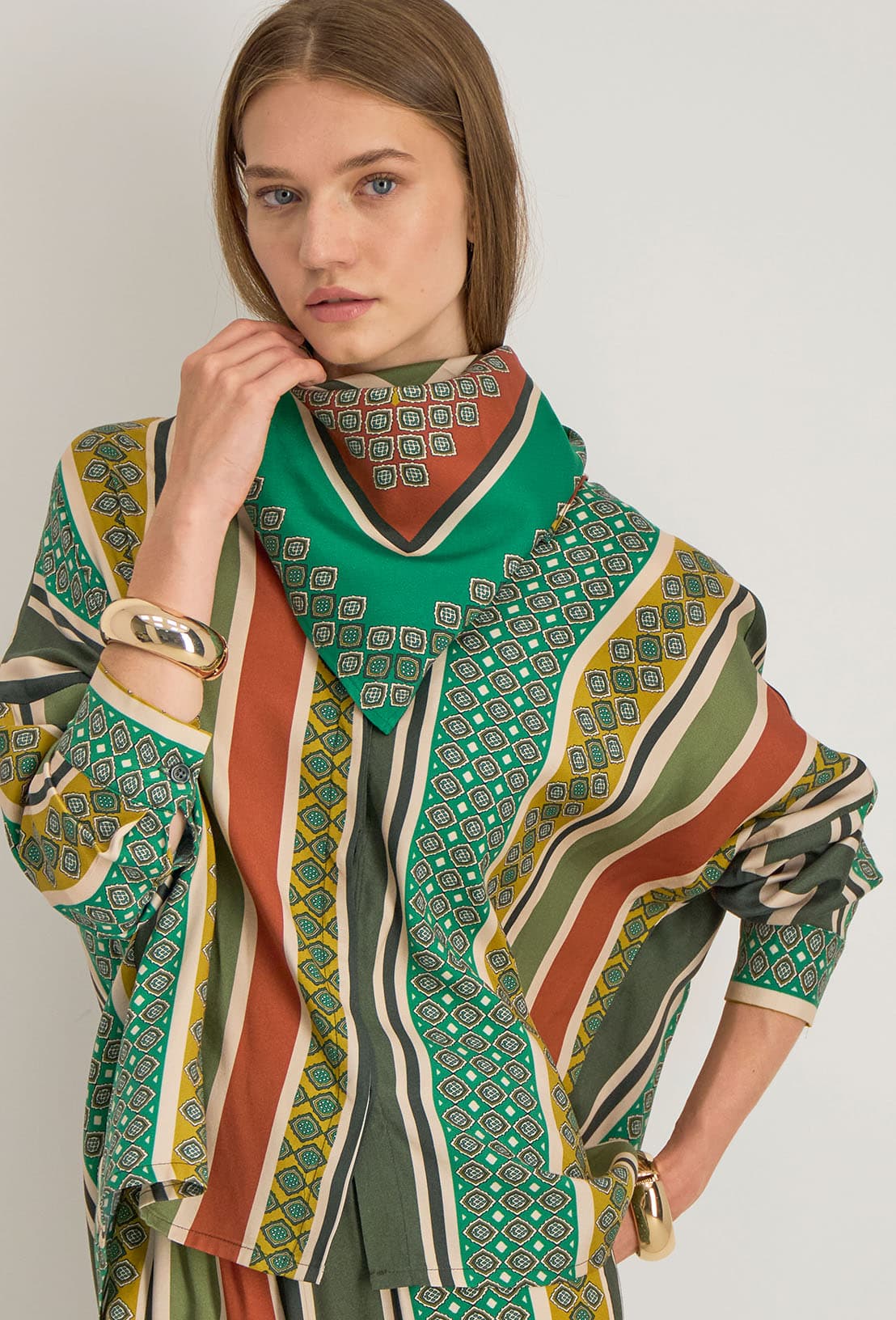 NERIA SCARF
