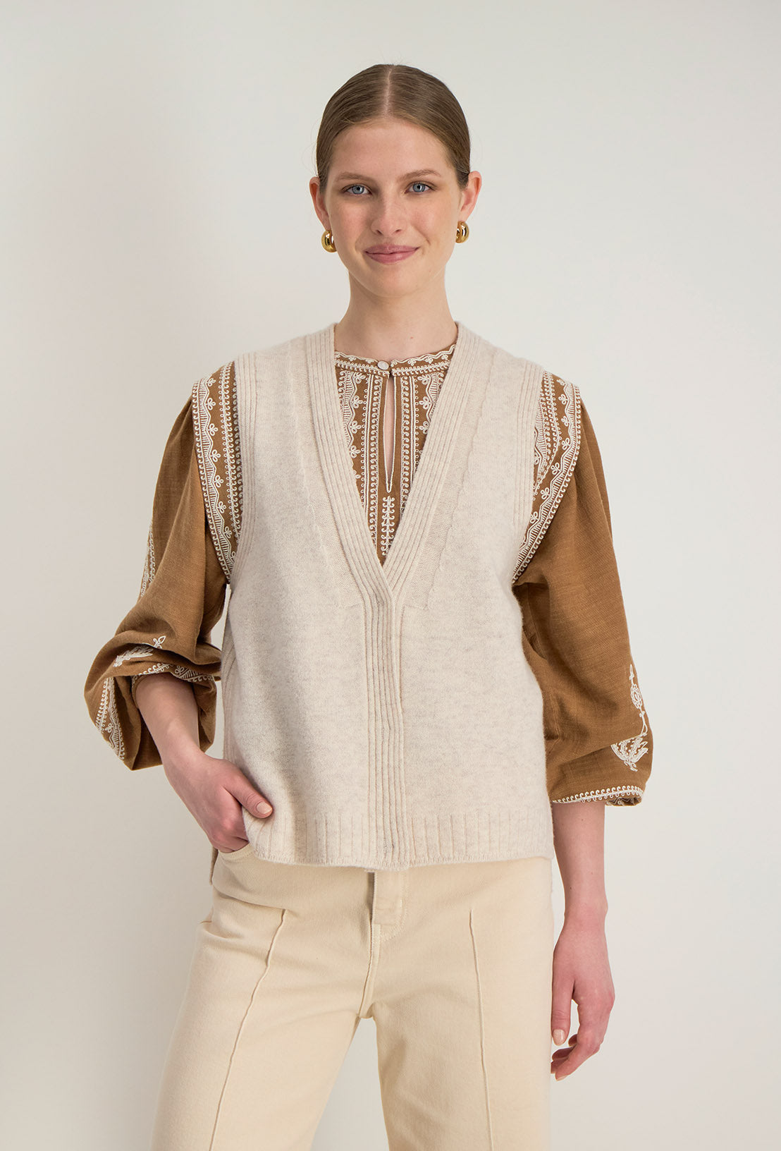 HILDA VEST