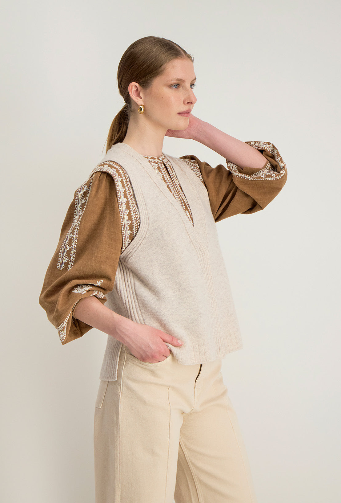 HILDA VEST