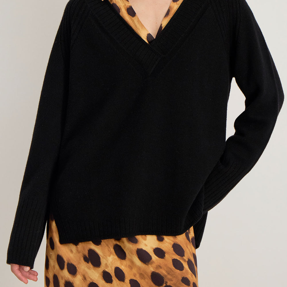 HILDA SWEATER