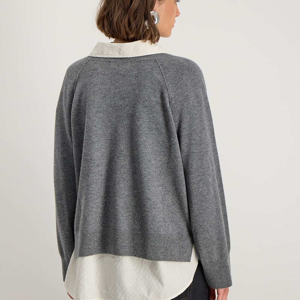 SHINY SWEATER