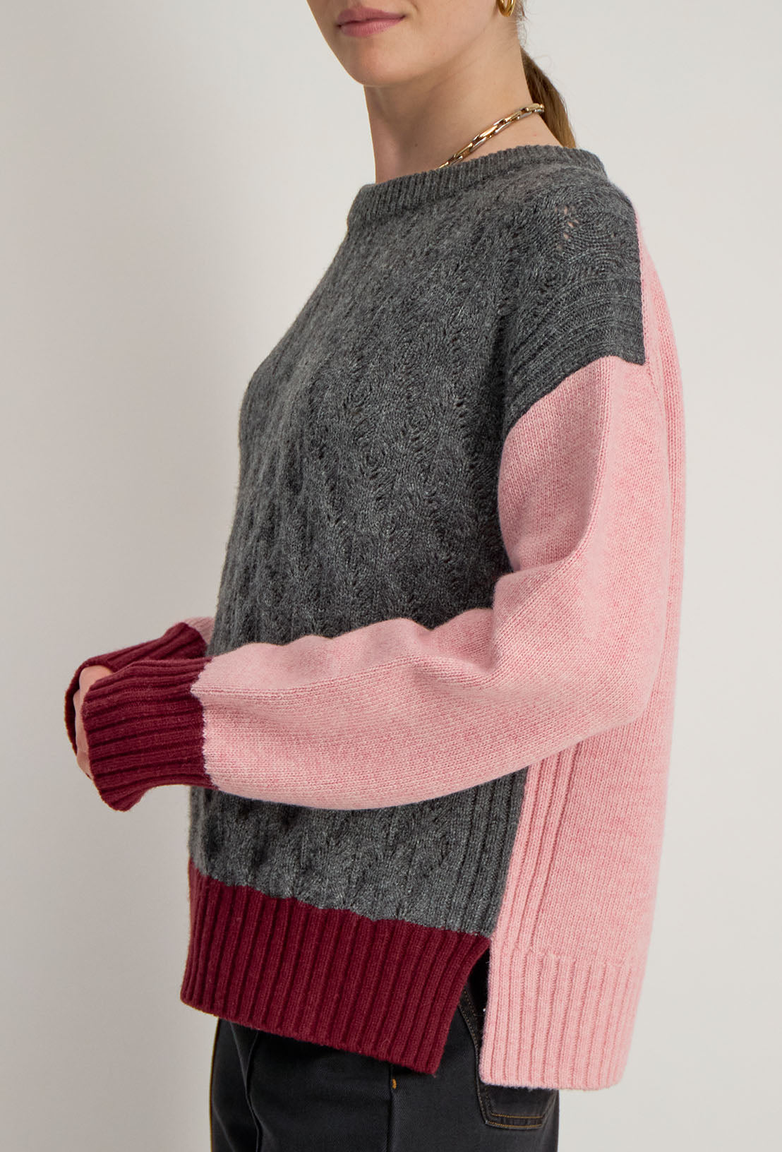 IRIDA SWEATER