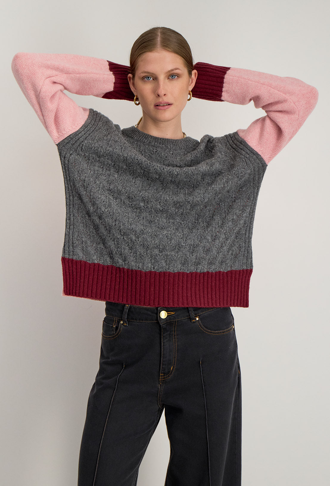 IRIDA SWEATER
