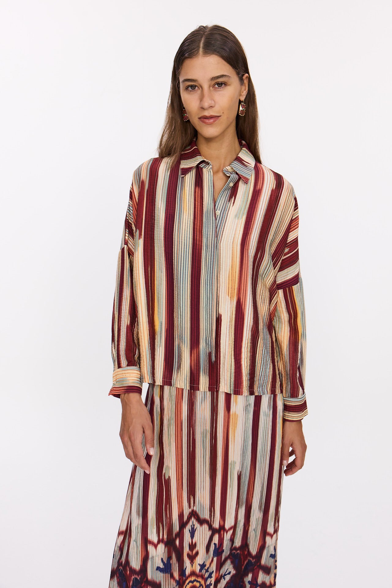 9 . ARIANE LONG-SLEEVED SHIRT