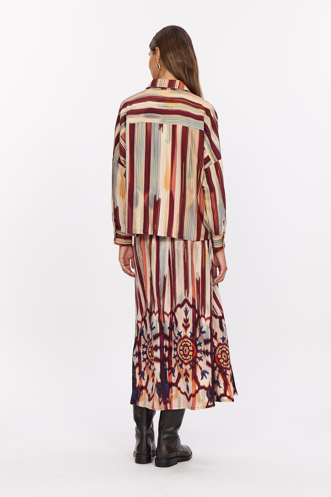 9 . ARIANE LONG-SLEEVED SHIRT
