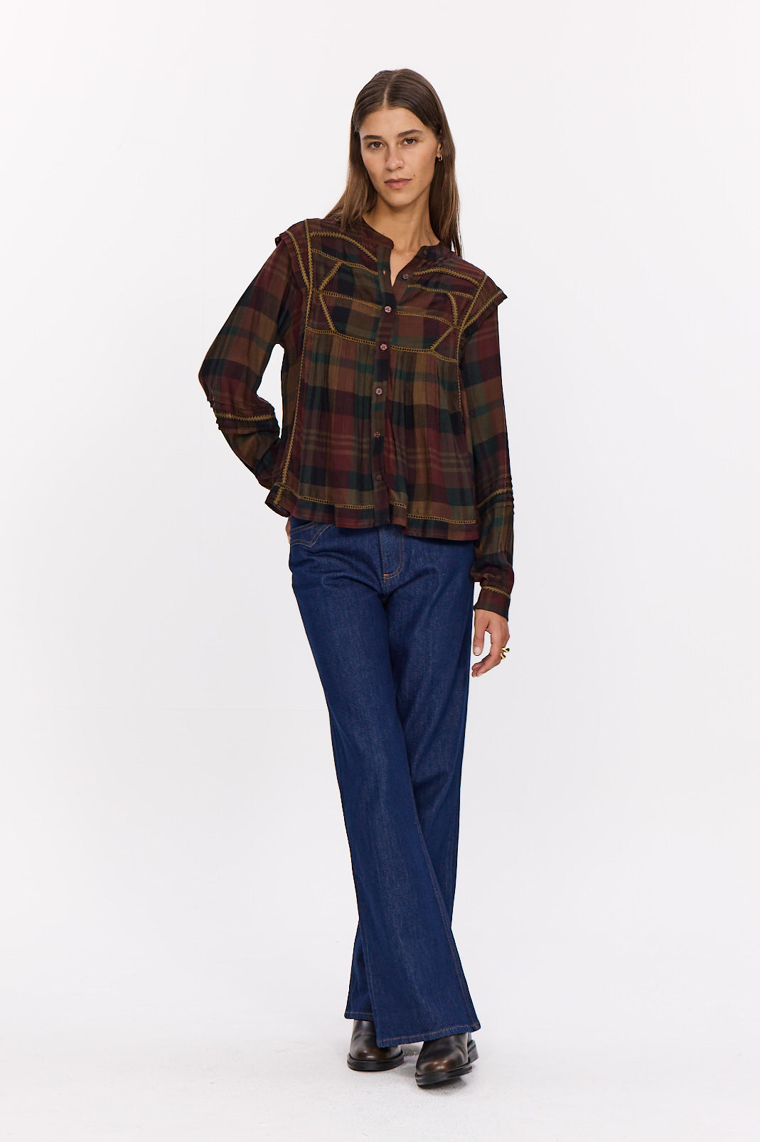 129 . LONG-SLEEVED SHIRT SLIM FIT