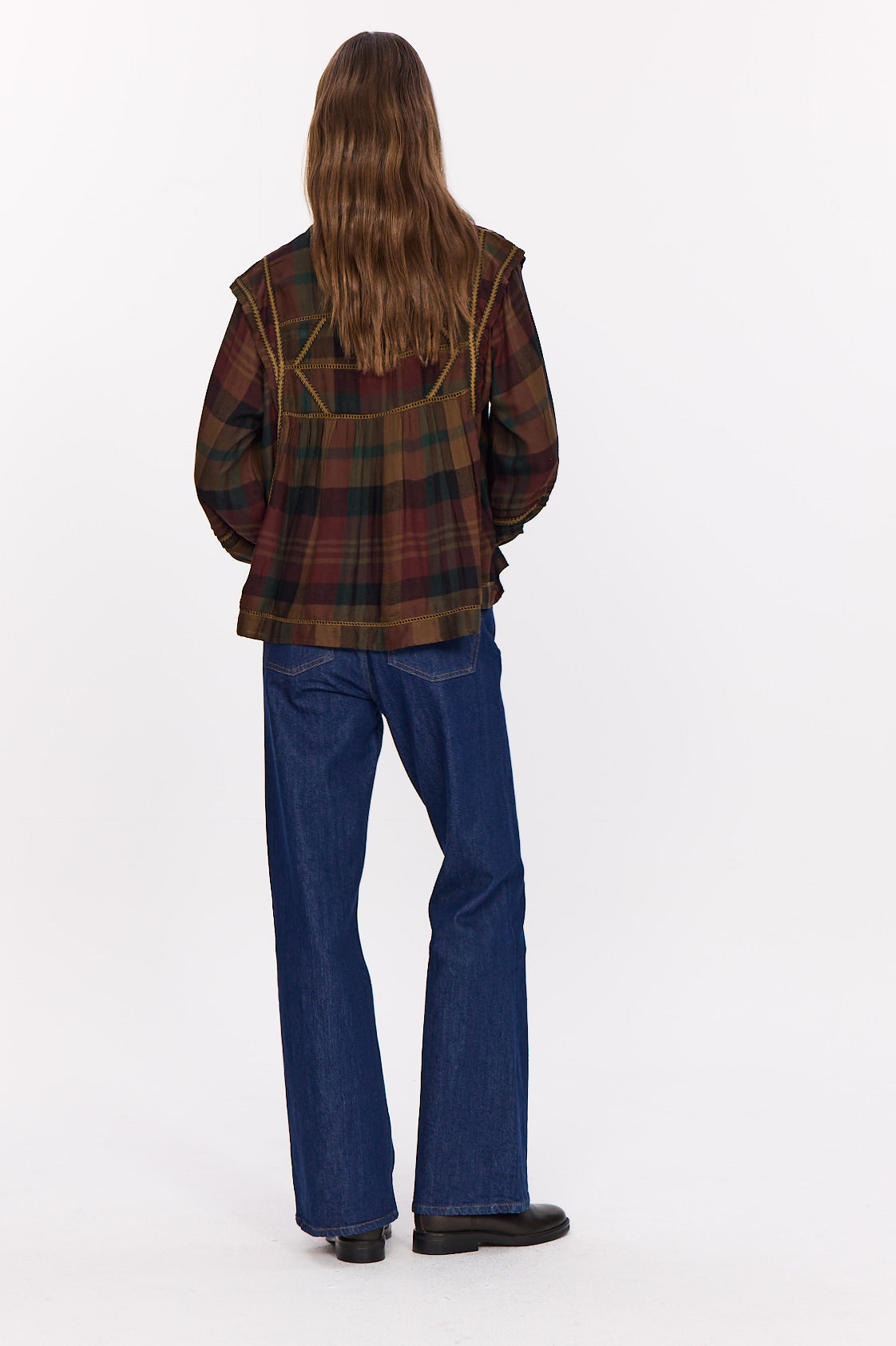 129 . LONG-SLEEVED SHIRT SLIM FIT