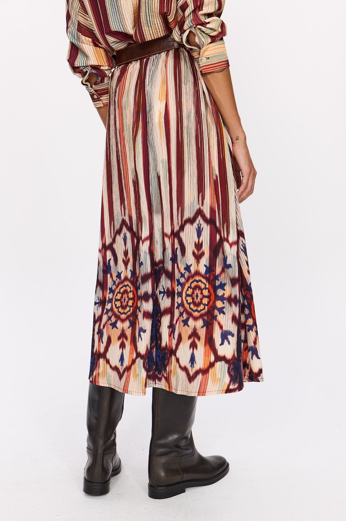 8 . ROSALINE LONG SKIRT