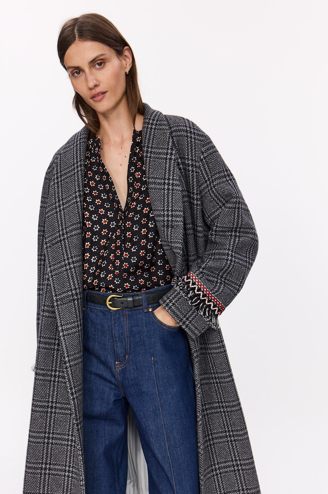 715 . LONG COAT ML LUCAS