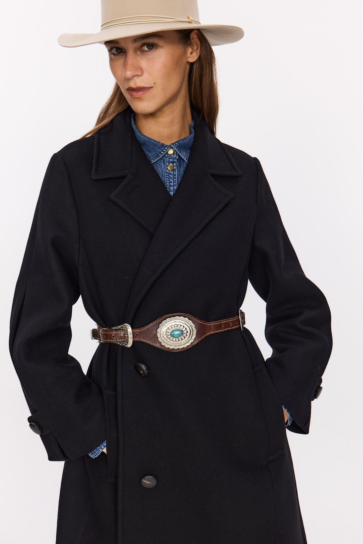 713 . NATY LONG COAT