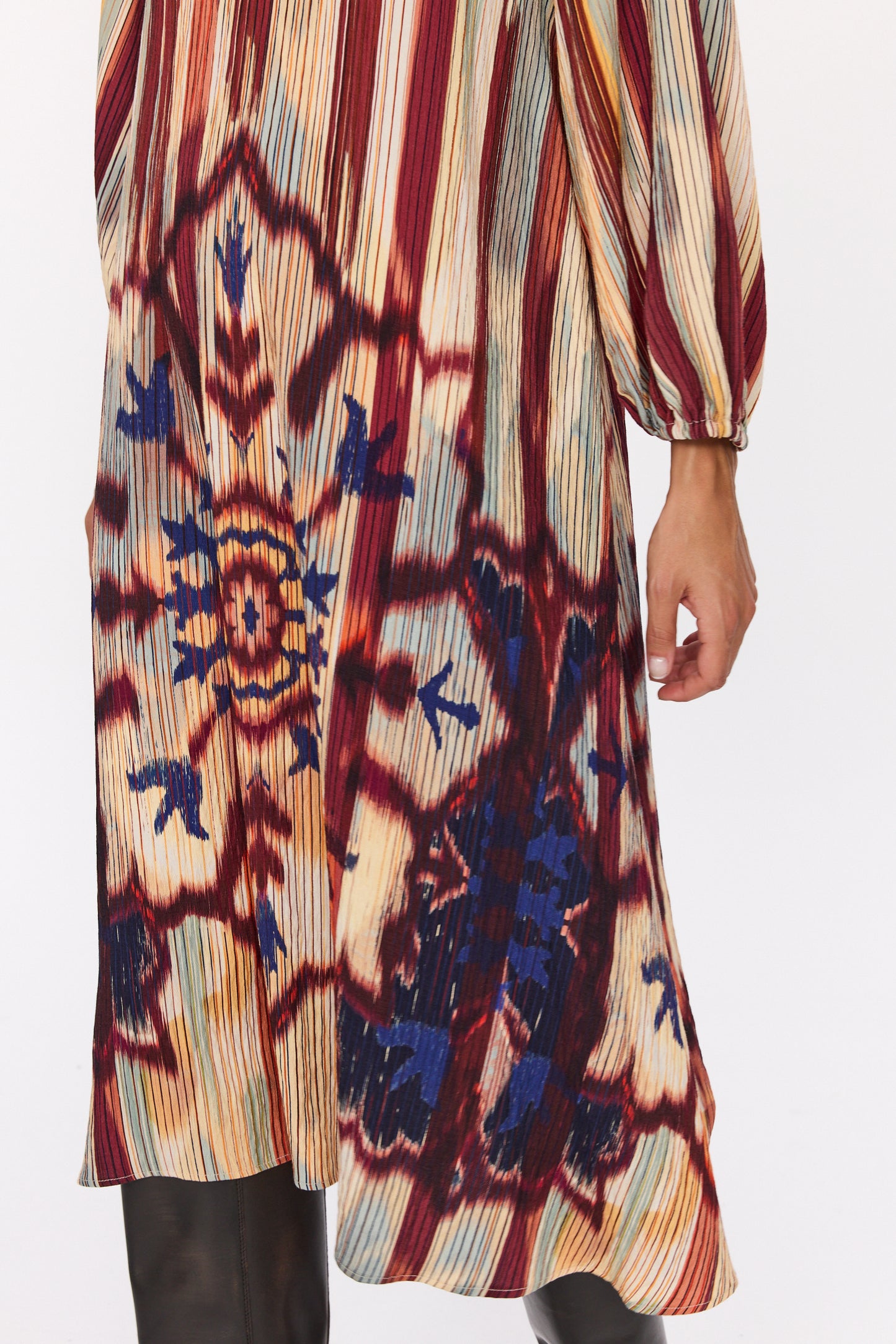 8 . ROSALINE LONG-SLEEVED MAXI DRESS