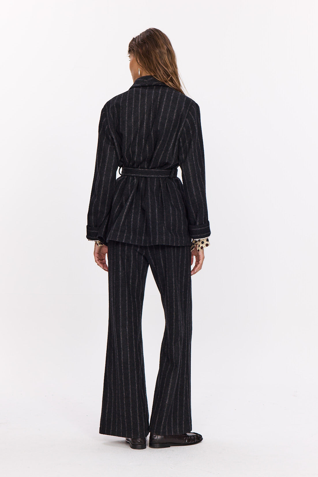 601 . LONG-SLEEVED STRIPED JACKET