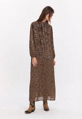 ROBE BALKAI