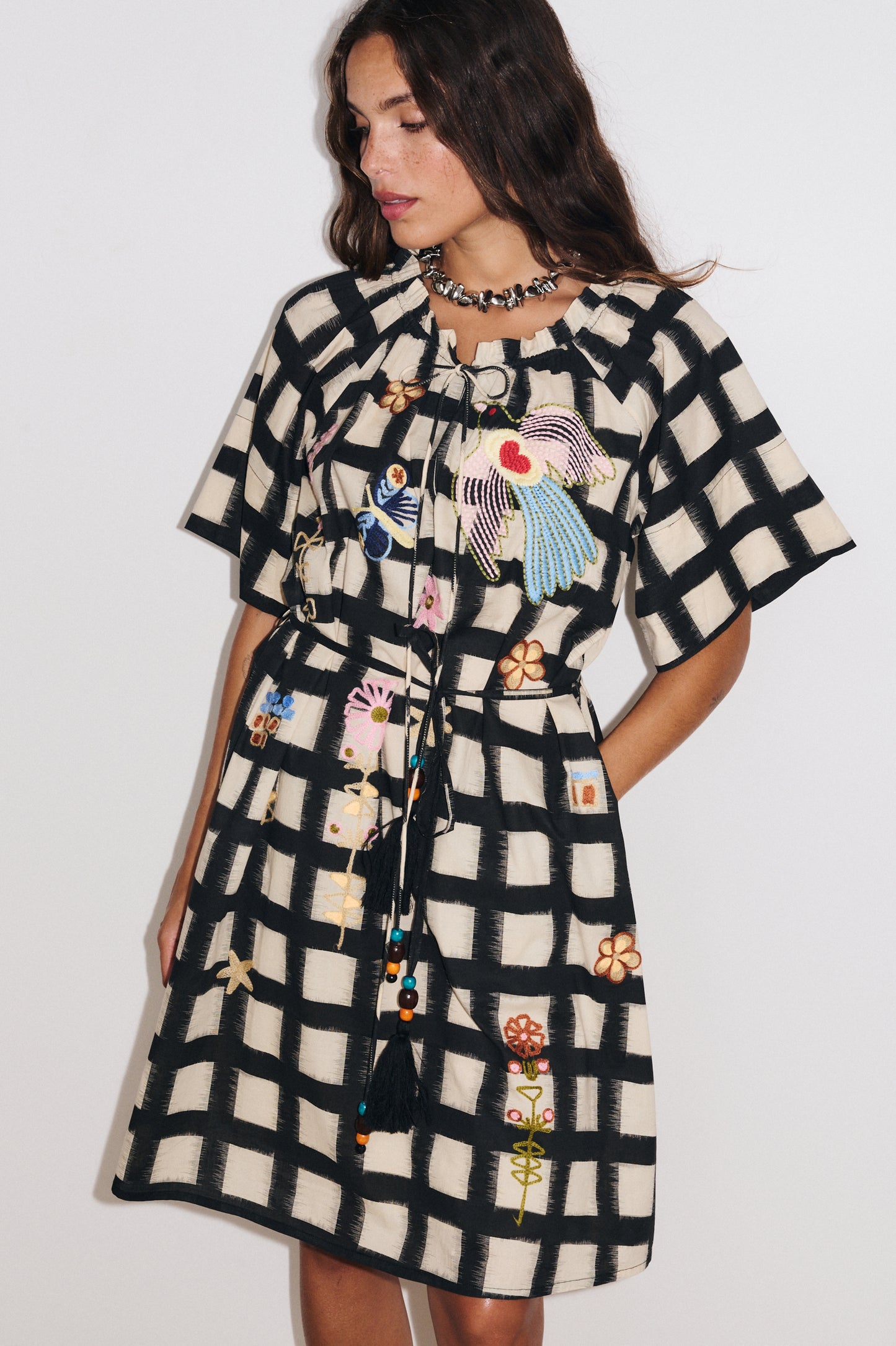 Robe Flora Stella Forest look casual, robe courte fluide et féminine
