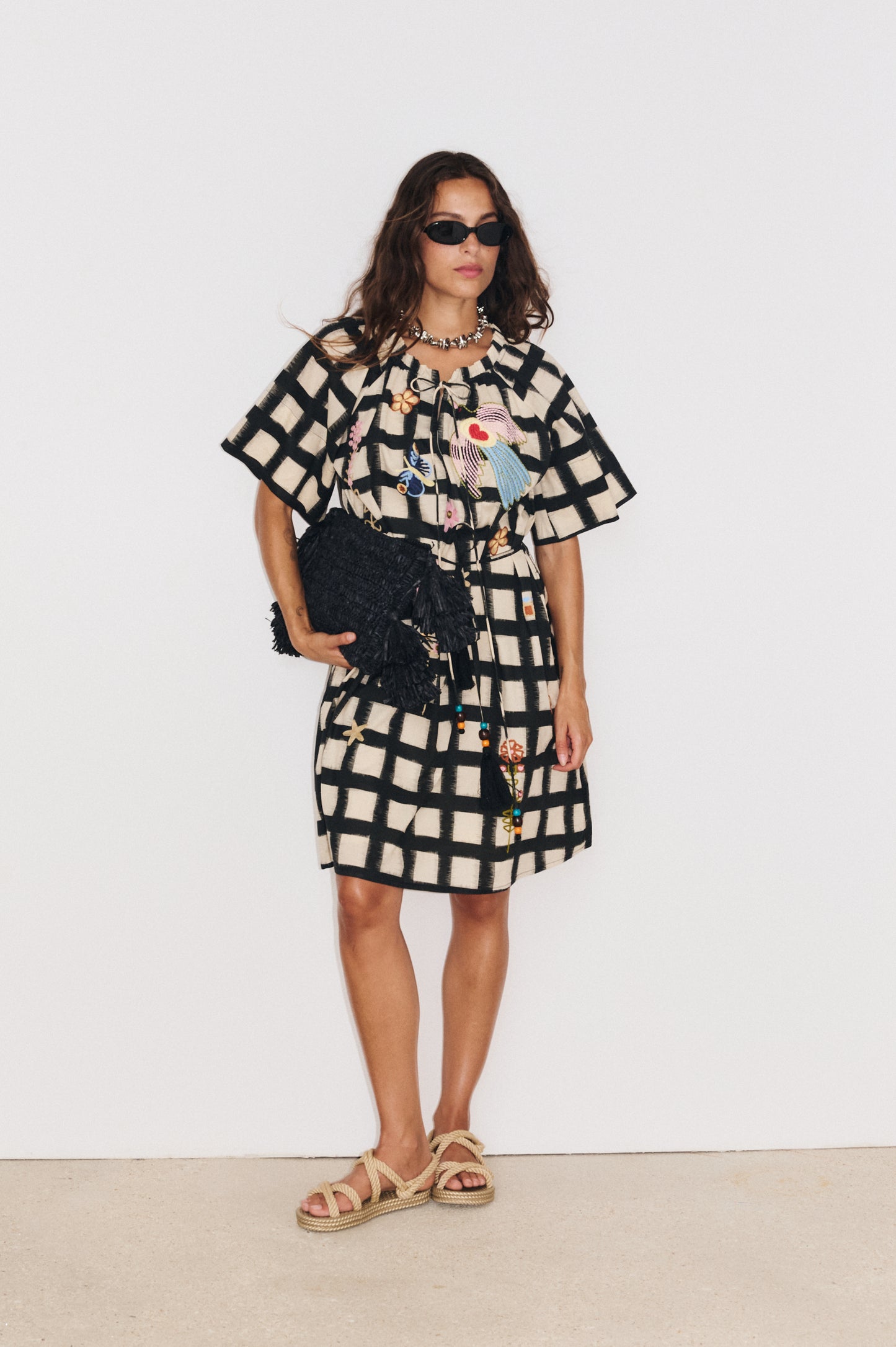 Robe Flora Stella Forest portée, allure estivale féminine et artisanale
